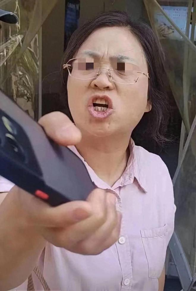后续小伙坚持不删介入老板作出回应CQ9电子平台入口西安“换饼姐”(图2)