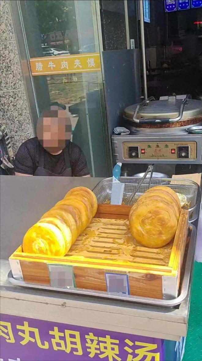 后续小伙坚持不删介入老板作出回应CQ9电子平台入口西安“换饼姐”(图11)